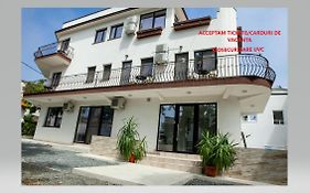 Vila Flora